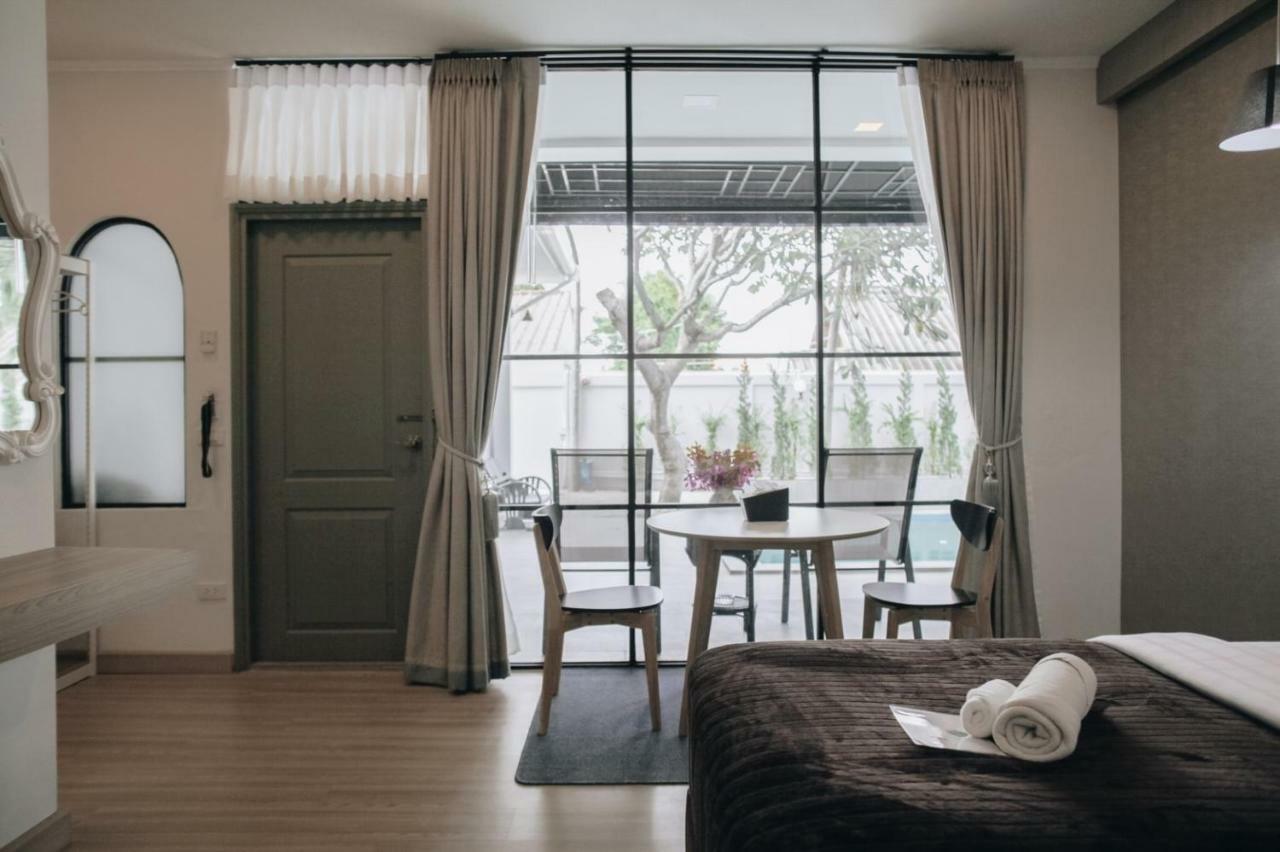 La Riva Boutique Hotel Кампаенг Пет Екстериор снимка